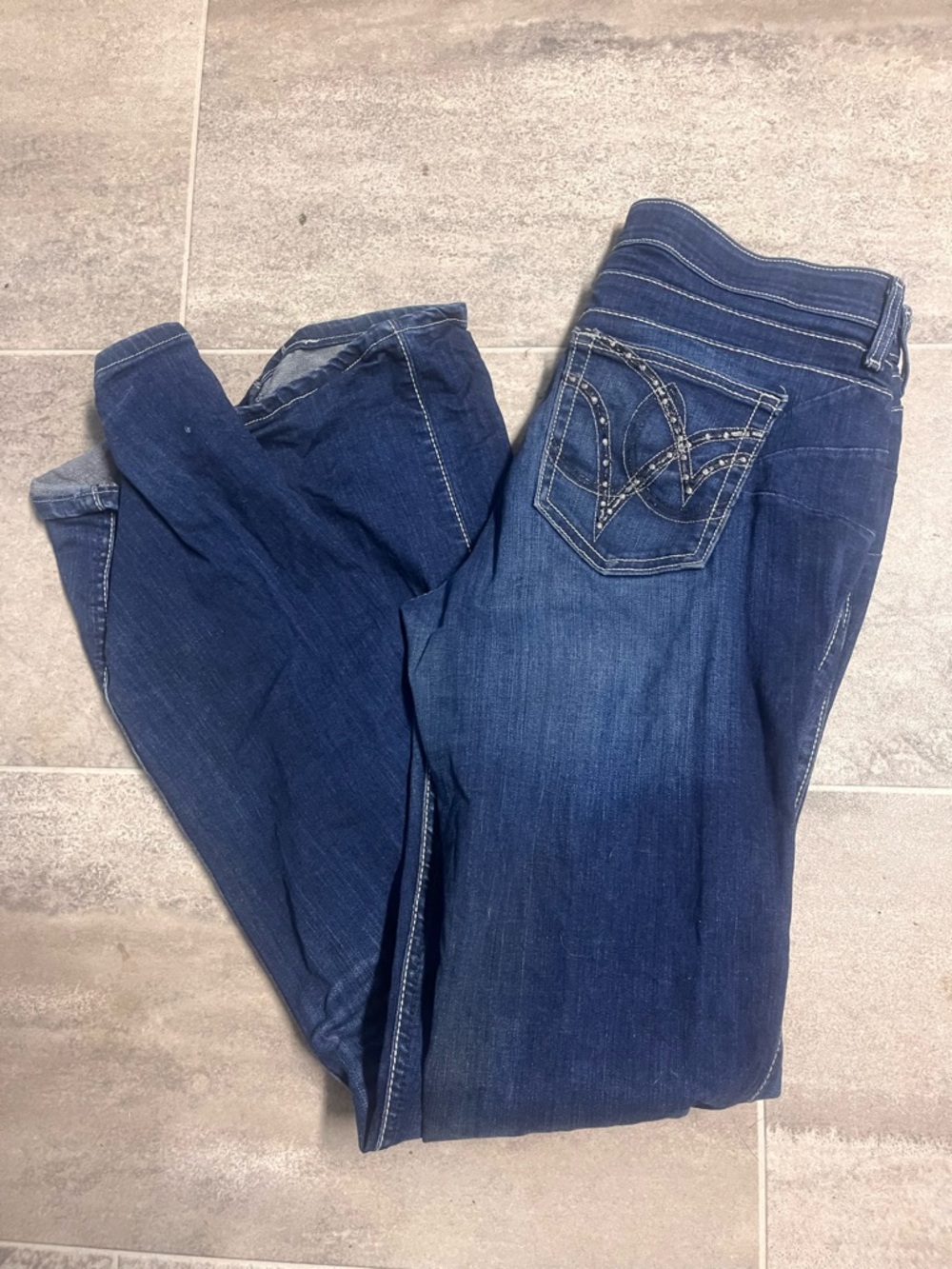 Wrangler Women's Dark Blue Boot Cut Jeans with Embellished Pockets